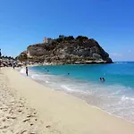 La Casa Di Chiaretta Bed & Breakfast 4*
