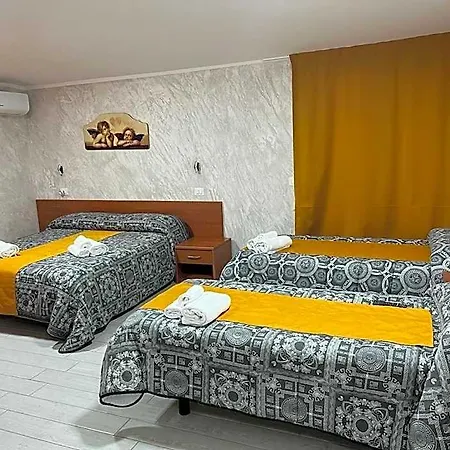 فندق مبيت وإفطار La Casa Di Chiaretta فاليرنا
