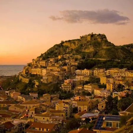 La Casa Di Chiaretta 3* Falerna