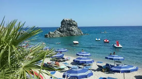 La Casa Di Chiaretta Panzió Falerna