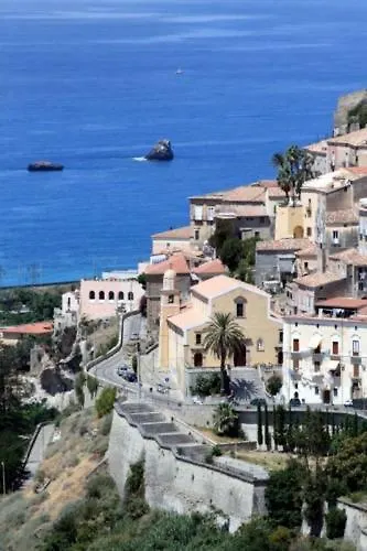 La Casa Di Chiaretta 4* Falerna